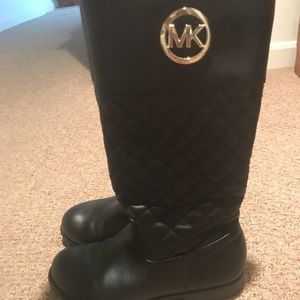 michael kors boots